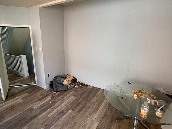4th image of 3222 N 17th St #81