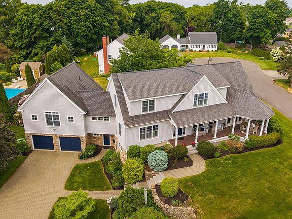 2nd image of 31 Pleasant Point Drive