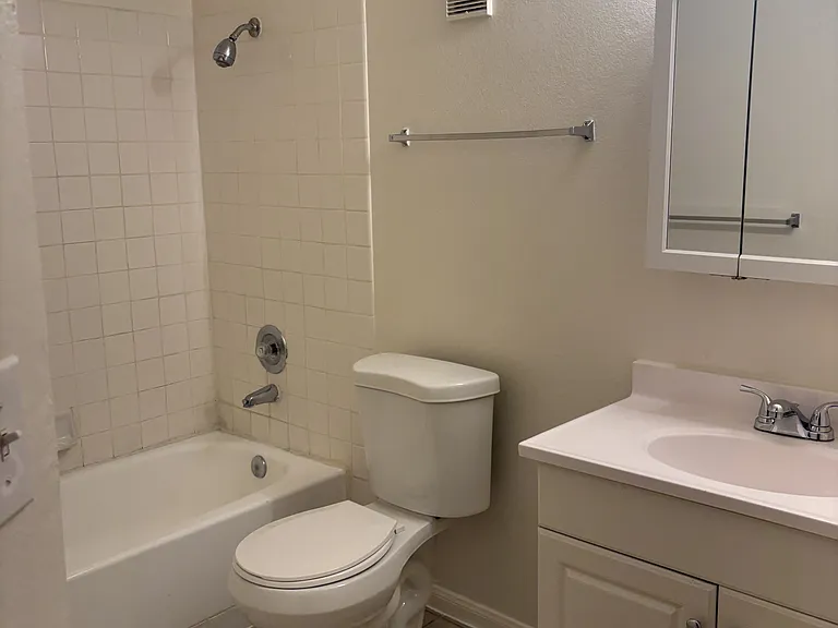 2850 S Decatur Blvd #16 — Photo 5