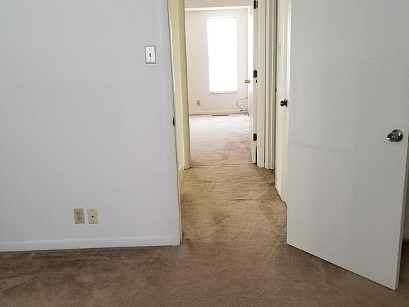 2nd image of 9109 Parktop Ln APT B