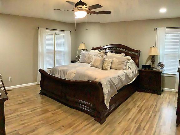 2nd image of 1025 Shady Creek Ln
