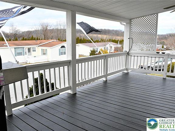 3rd image of 101 Pheasant Dr