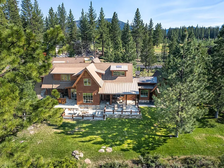 13193 Snowshoe Thompson Cir — Photo 45