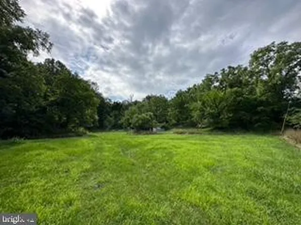 30 Moonshine Holw, Romney, WV 26757