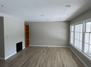 2617 N Parish Pl, Burbank, CA 91504