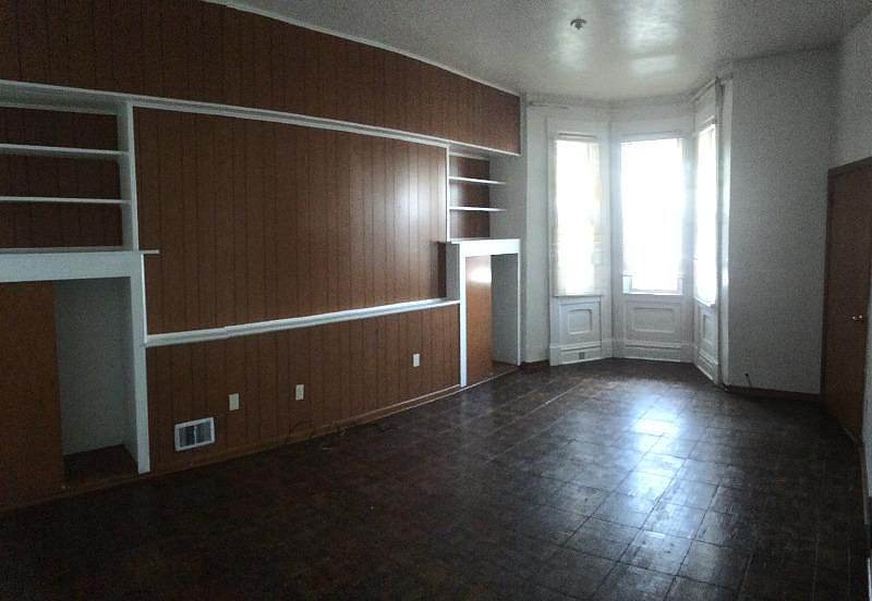 2nd image of 415 Grant Ave