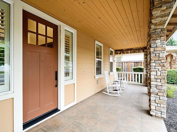 5th image of 3263 Atherton Circle