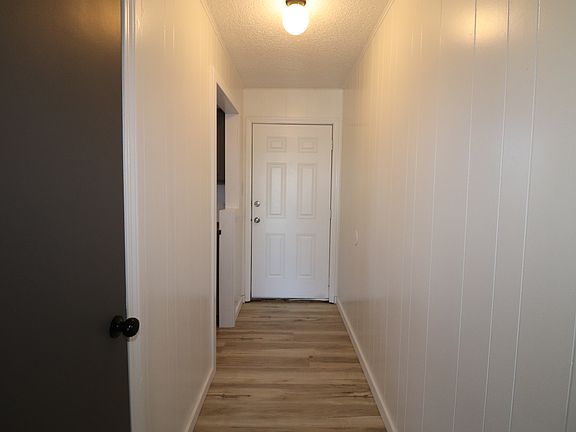 4th image of 112 Fairway Ave #126