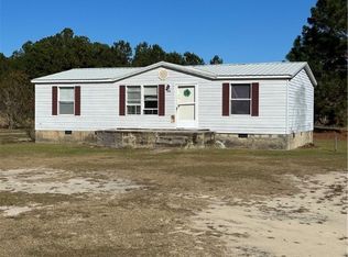 105 NE Maysville Ln, Tar Heel, NC 28392