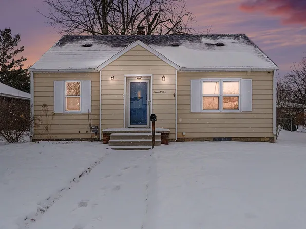 705 S Hampton St, Bay City, MI 48708