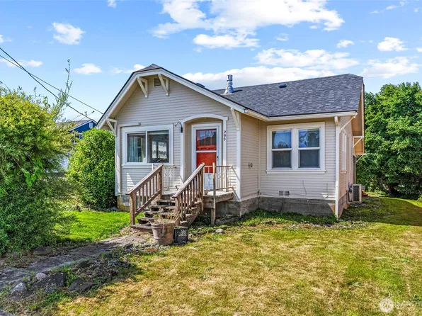 290 S Second St., Cathlamet, WA 98612