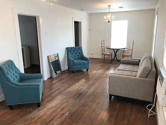5th image of 1031 Avenue P 1/2 Ln