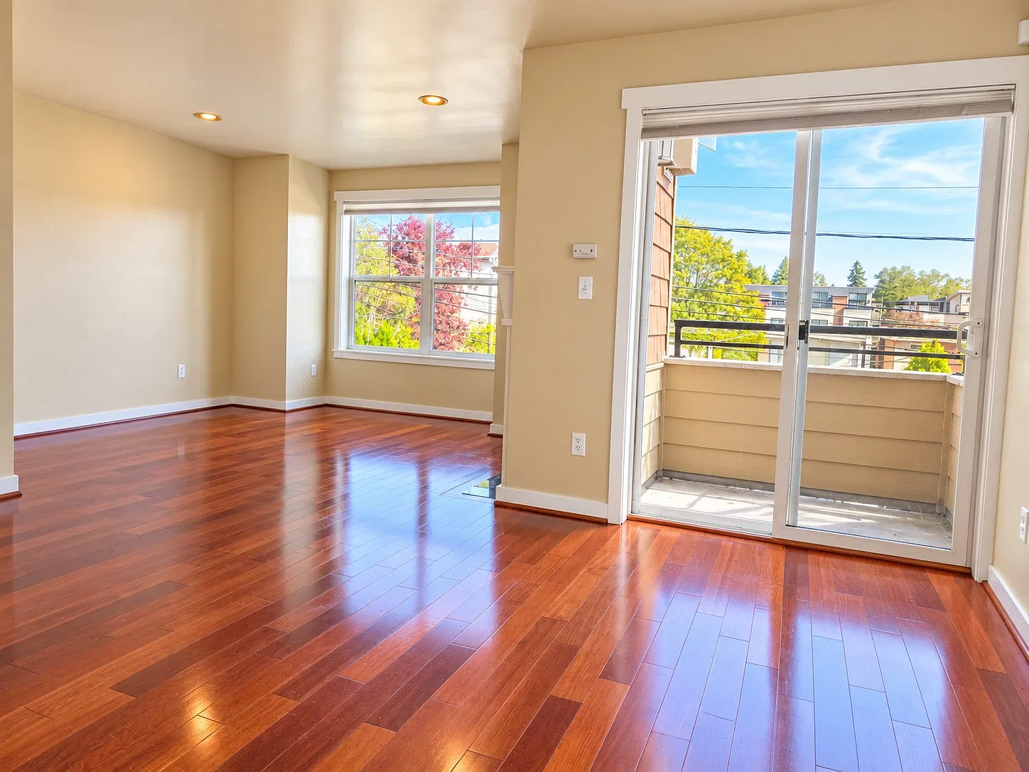 3 bed, 3.5 bath, 1390 sqft, $3,375 — Photo 2