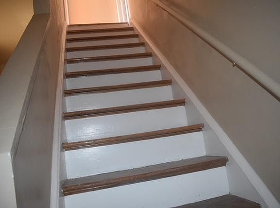 Upstairs Stairway