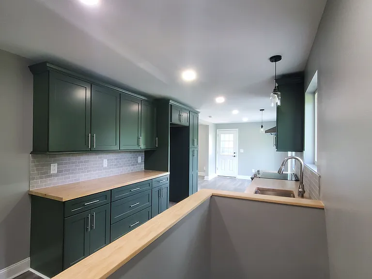 2570 Graffenburg Rd — Photo 33