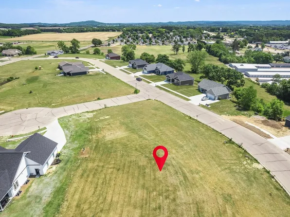 2035 Eastridge Cir, Reedsburg, WI 53959