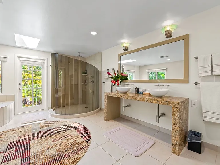 4818 Kahala Ave — Photo 17