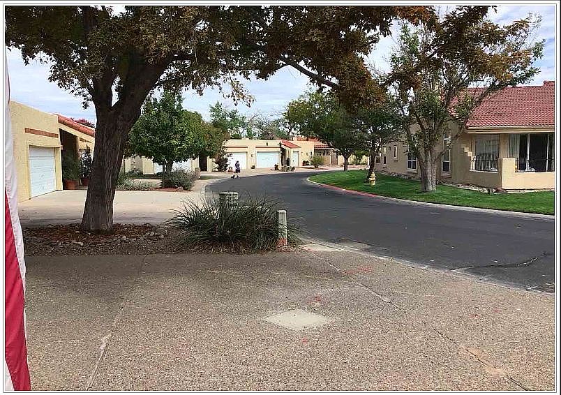 1st image of 626 Eastlake Dr SE