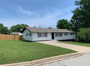 2659 W Truman St, Springfield, MO 65803