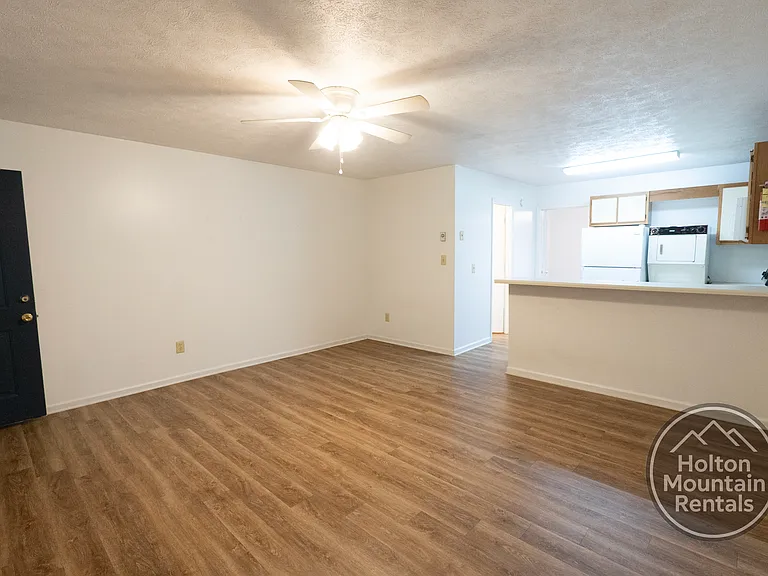189 Eric Ln #A1 — Photo 5