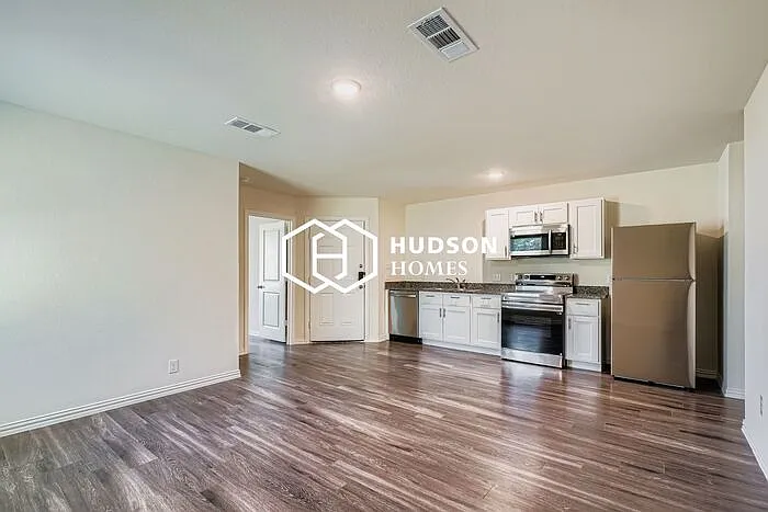 8346 Tidwell Rd #B — Photo 6
