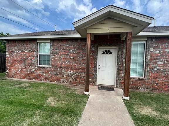 2nd image of 2501 SW A Ave #2