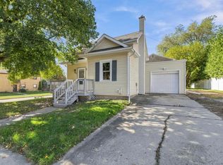 623 S Locust St, Appleton, WI 54914