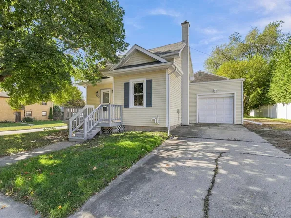 623 S Locust St, Appleton, WI 54914