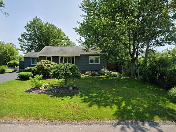 2nd image of 7620 Thompson Rd