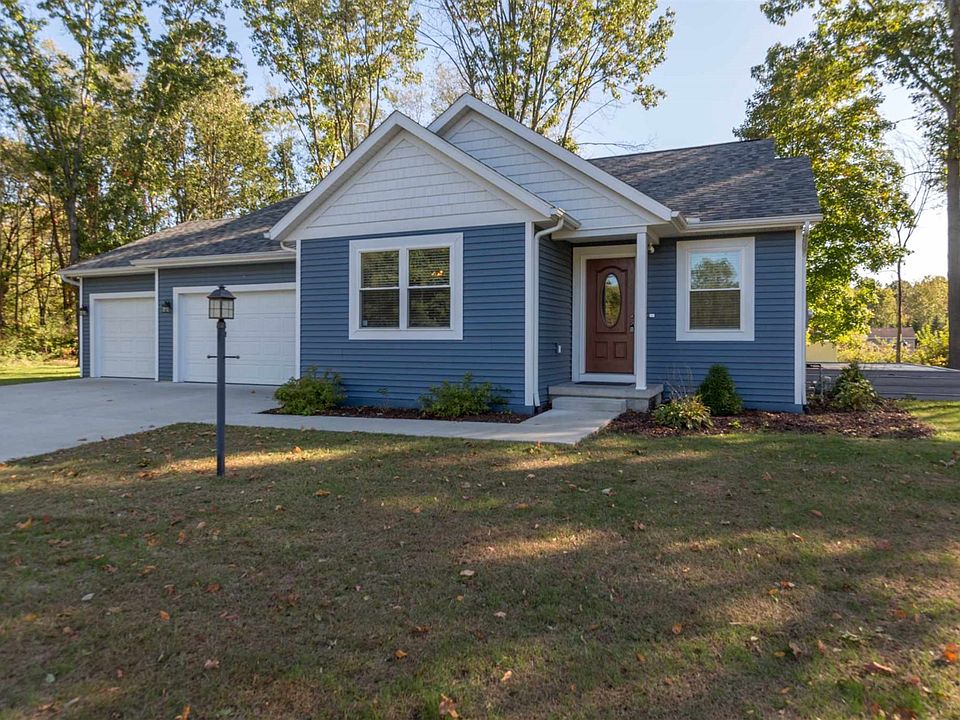 1st image of 30068 Holben Woods Ln
