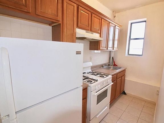 5th image of 8015 Bay Pkwy APT B41