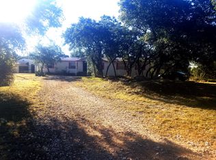 475 Lake Forest Rd, Pipe Creek, TX 78063