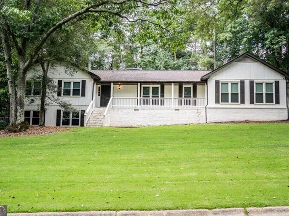 2749 Fieldstone Dr SE, Conyers, GA 30013