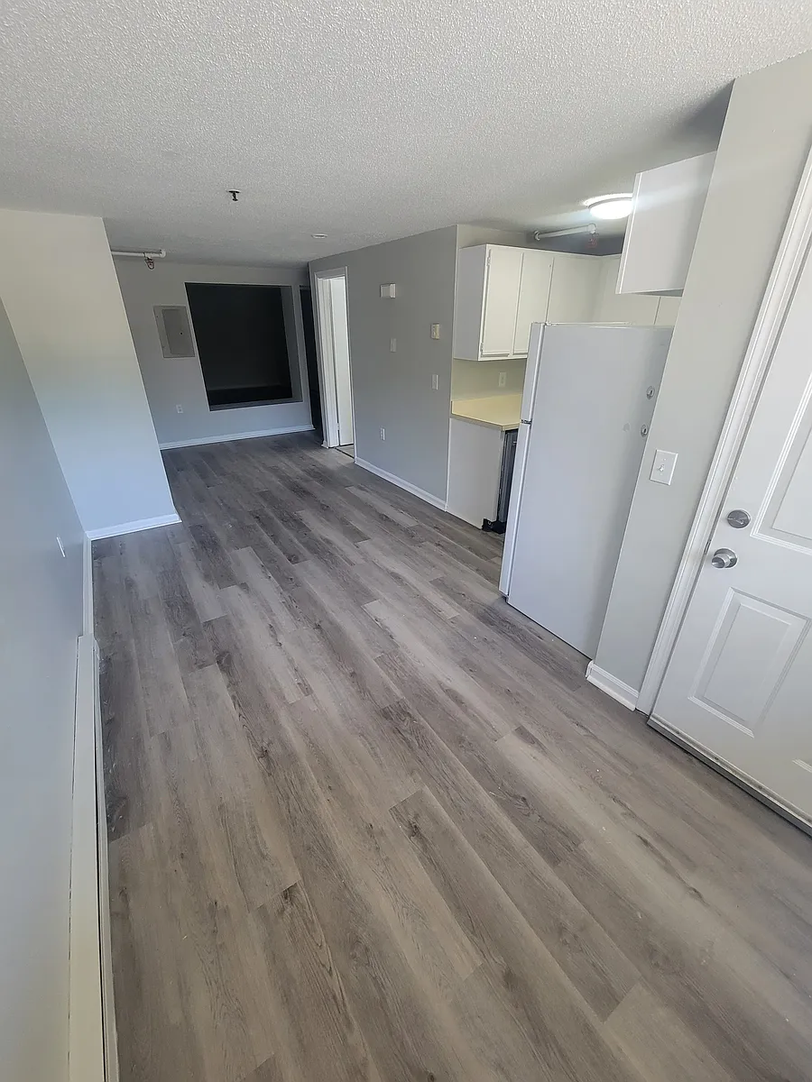 Building Photo - 10 Agney Ave #1C