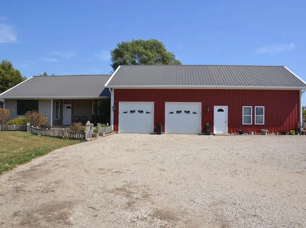 2226 E 285th St, Lyndon, KS 66451