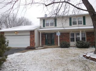 450 Rothbury Drive, Bolingbrook, IL 60440