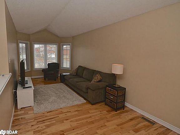 2nd image of 69 Marsellus Dr