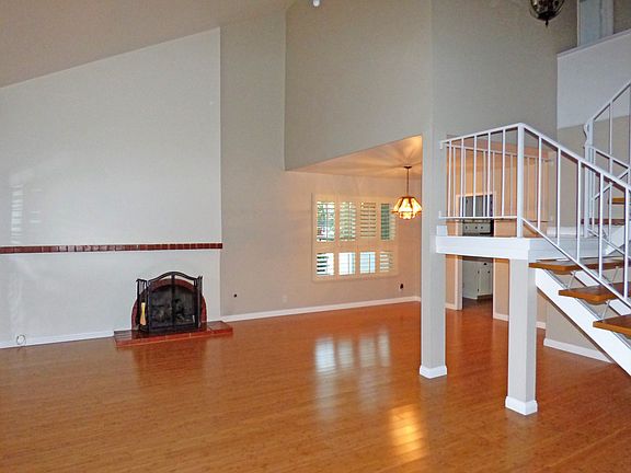 2nd image of 29035 Lotusgarden Dr