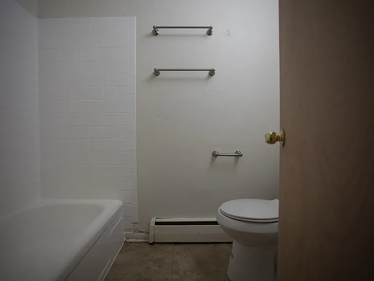 3220 Madison Ave — Photo 37
