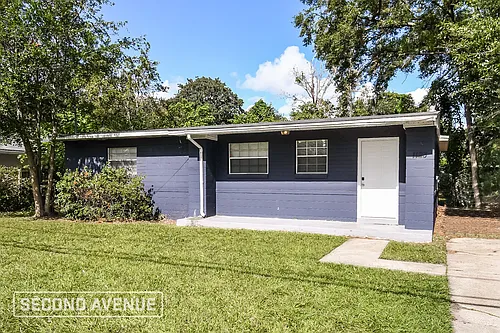 1123 De Paul Dr Photo 1