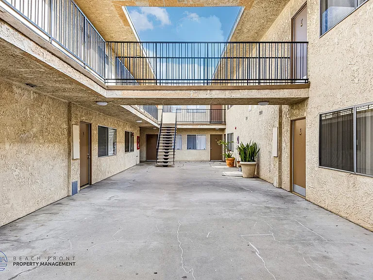 4117 W. Broadway — Photo 33