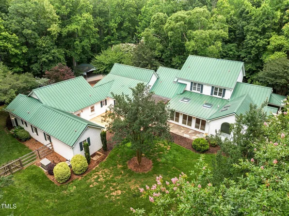 300 Oak Ridge Dr, Hillsborough, NC 27278