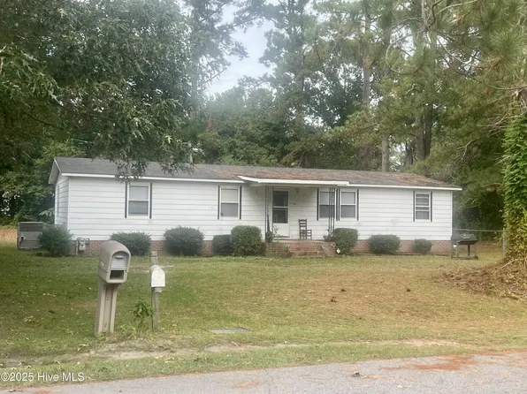 1901 Corbett Avenue, Greenville, NC 27834