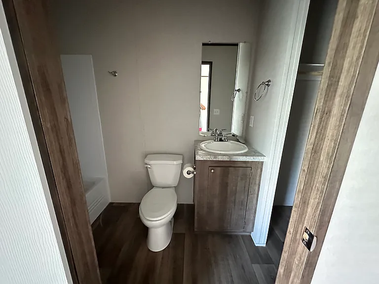 7445 County Road 438 — Photo 3