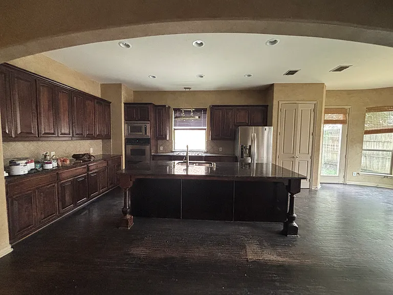 7005 Kenswick Dr — Photo 6