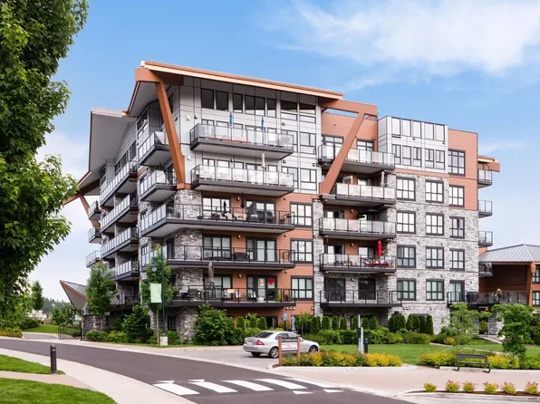 747 Travino Ln #309, Saanich, BC V8Z 0E4