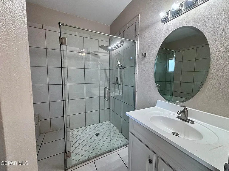 1573 Kenazo Ave — Photo 19