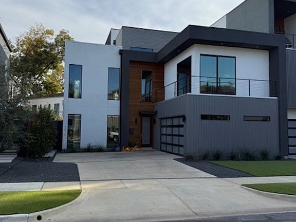2nd image of 4616 Coles Manor Pl