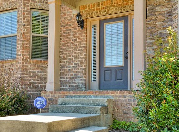 3rd image of 1007 Iris Glen Dr