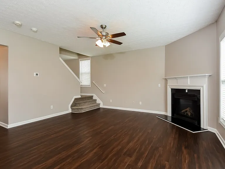 109 Plumeria St — Photo 6